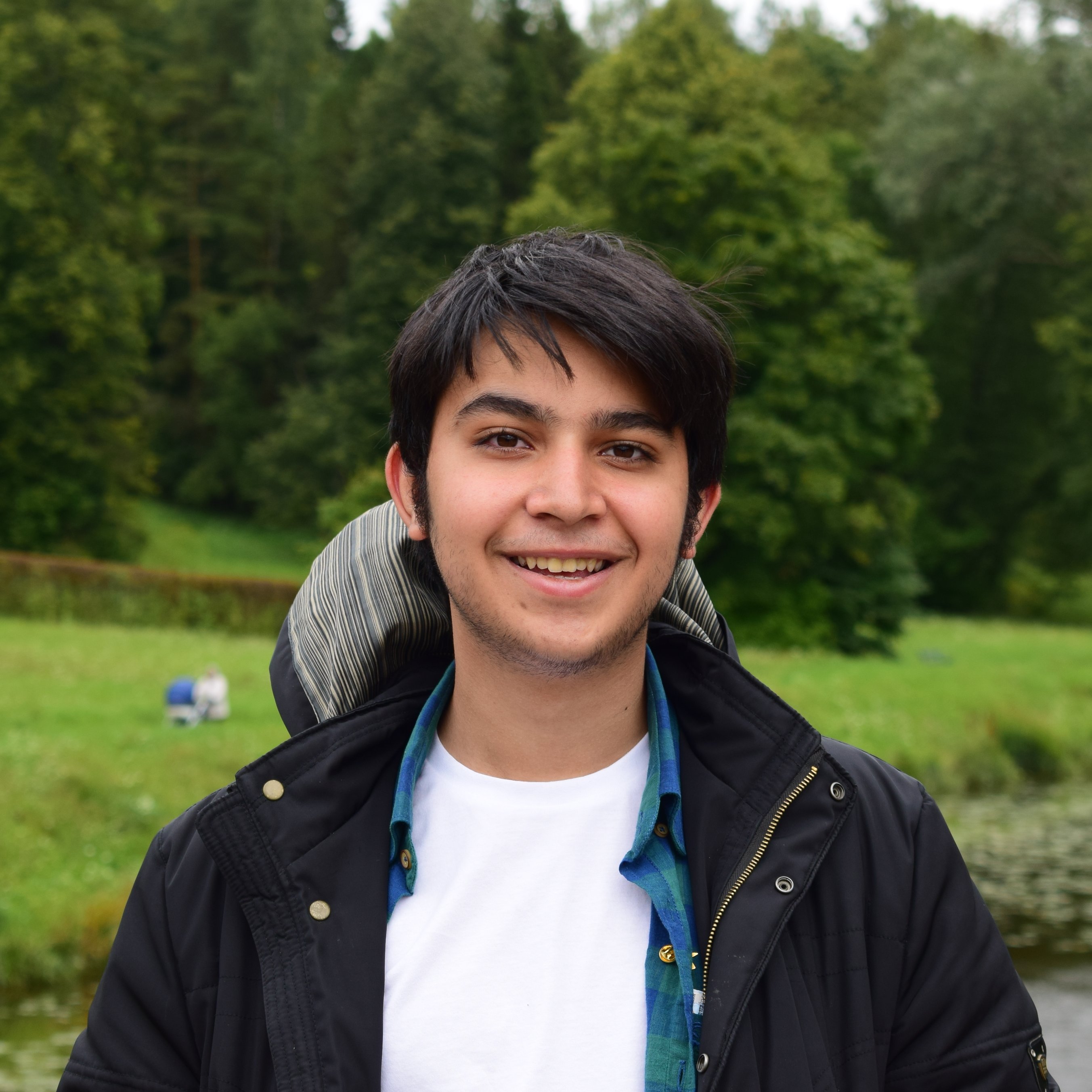 Portrait of Mahyar Riazati, AI and software enthusiast